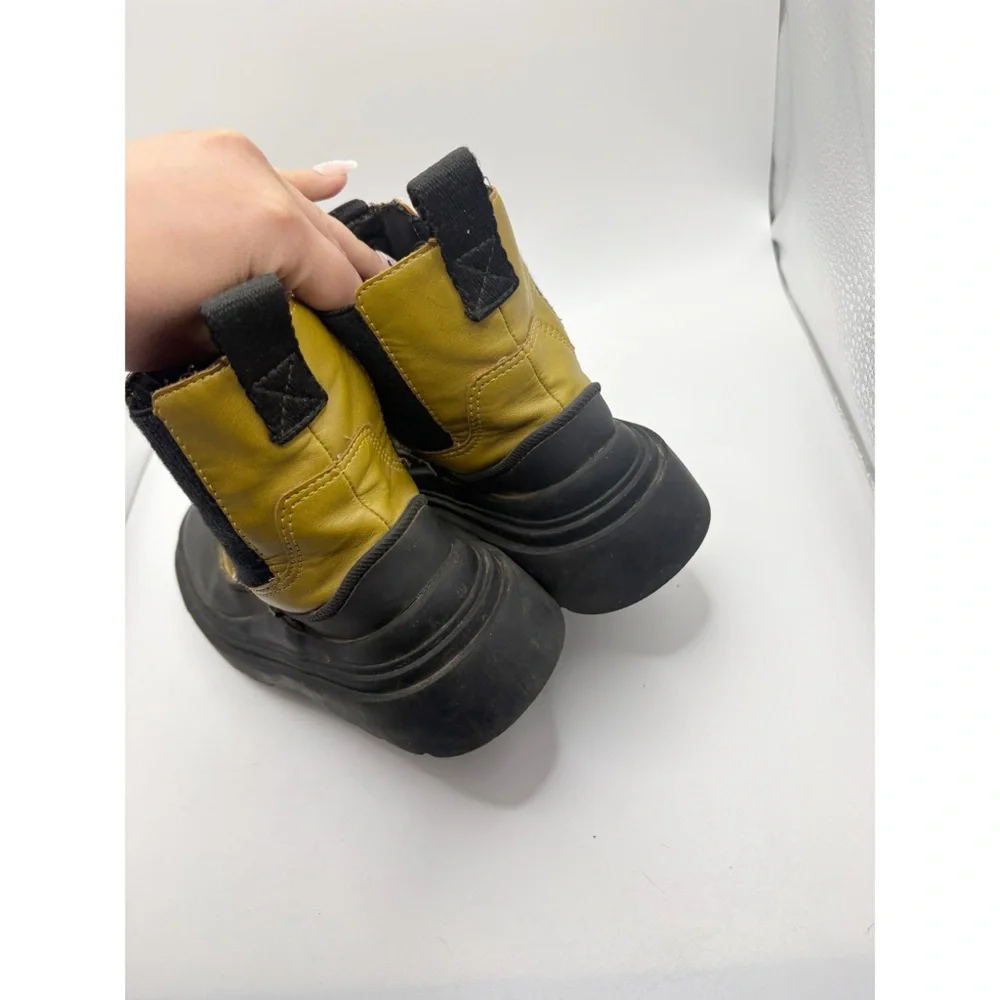 Zara Kids Green Rubberised‎ Boots